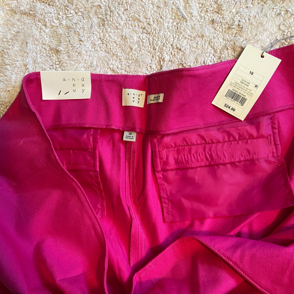 Pink pants - Picture 2 of 5